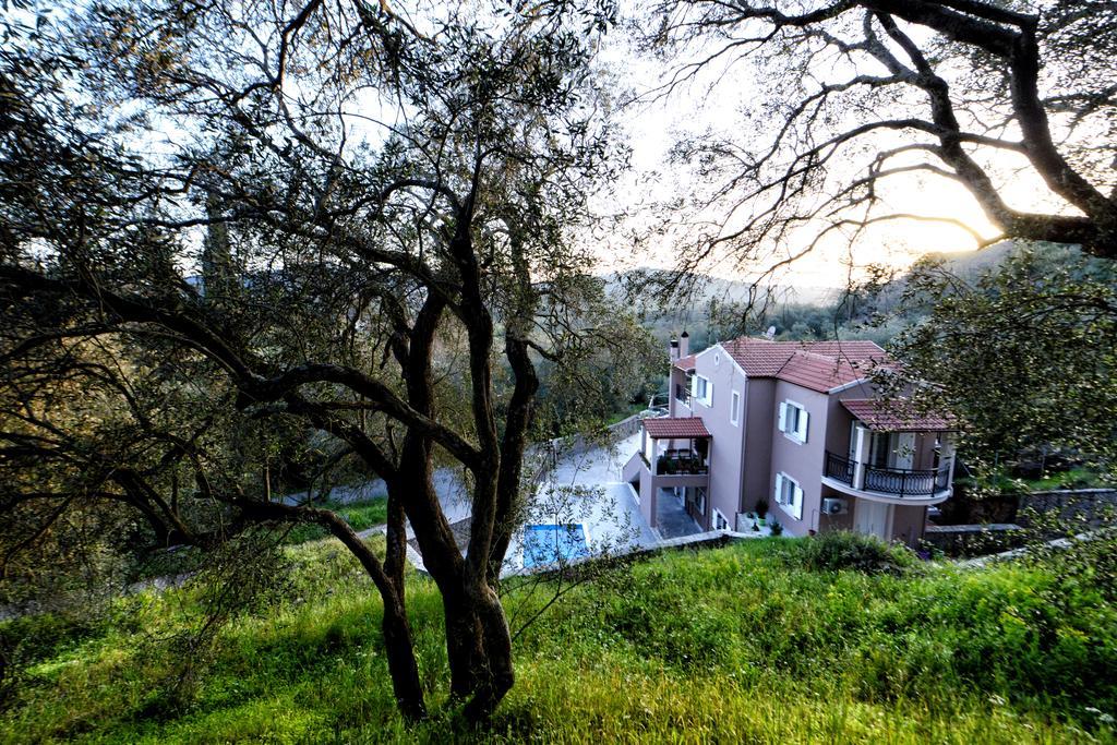 Villa Natalia Kouramades Exterior photo